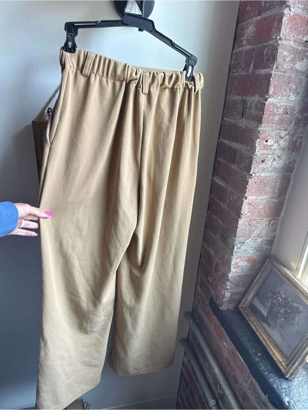 High-Waist Wide Leg Trousers in Camel